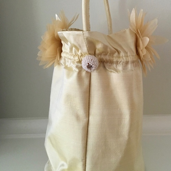 Silk handbag - Picture 3 of 7